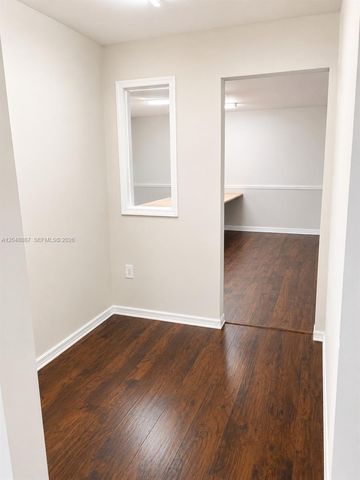 10680 NW 123rd St Rd 104, Medley, FL 33178