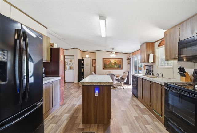 88 County Road 1333, Liberty, TX 77575