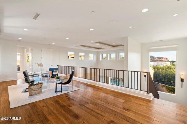 3965 E SIERRA VISTA Drive, Paradise Valley, AZ 85253