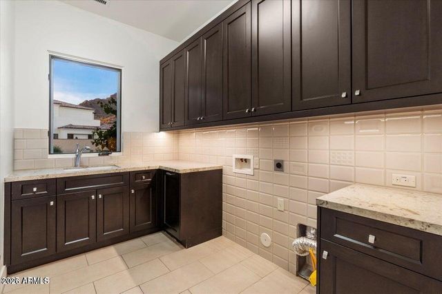 3965 E SIERRA VISTA Drive, Paradise Valley, AZ 85253