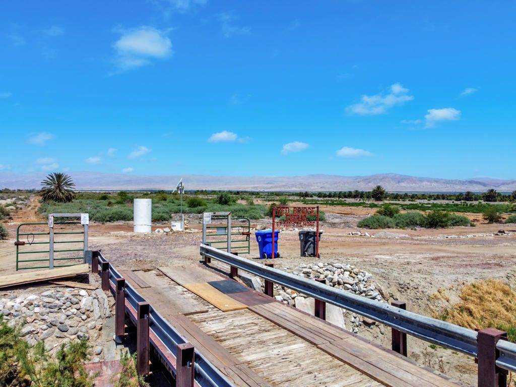 Image 10 of property listing at 67900 Fillmore Street, Thermal, CA 92274