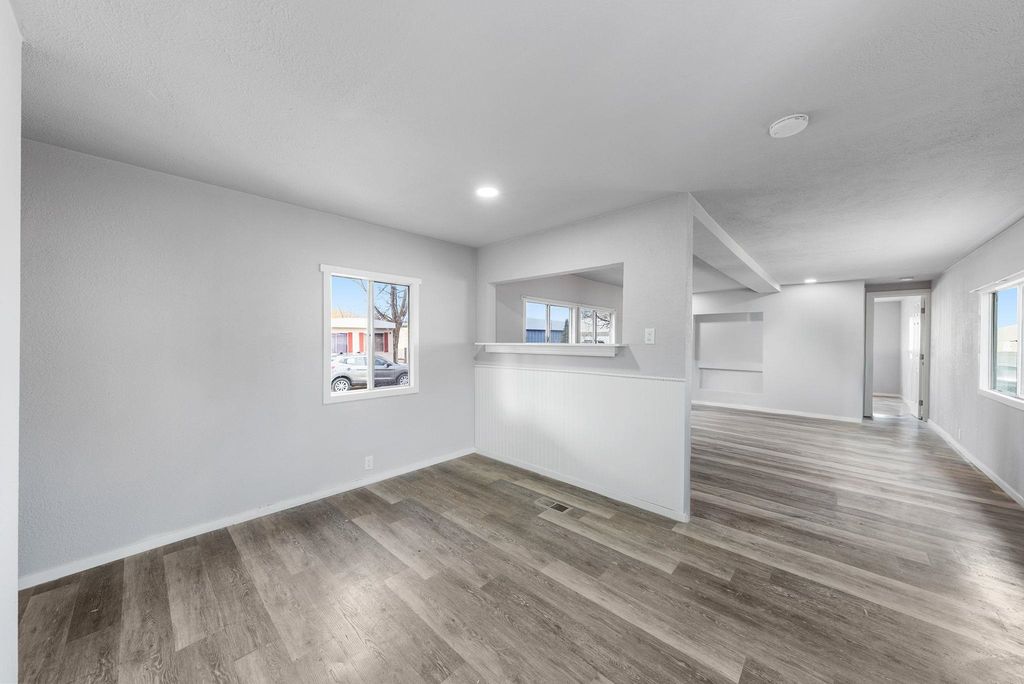 9518 E 4th Ave, Spokane, WA 99206 photo 13