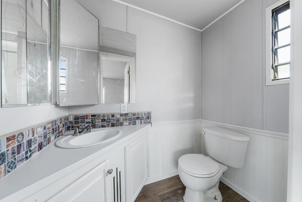 9518 E 4th Ave, Spokane, WA 99206 photo 17