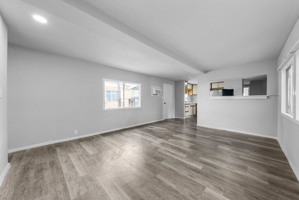 9518 E 4th Ave, Spokane, WA 99206 photo 9