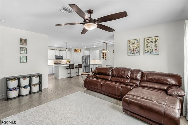 3128 Cozumel CT, Cape Coral, FL 33909