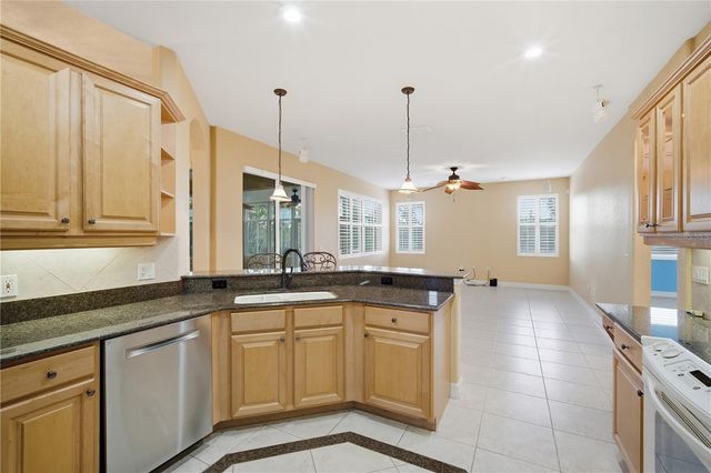 718 BUNKER VIEW DRIVE, Apollo Beach, FL 33572