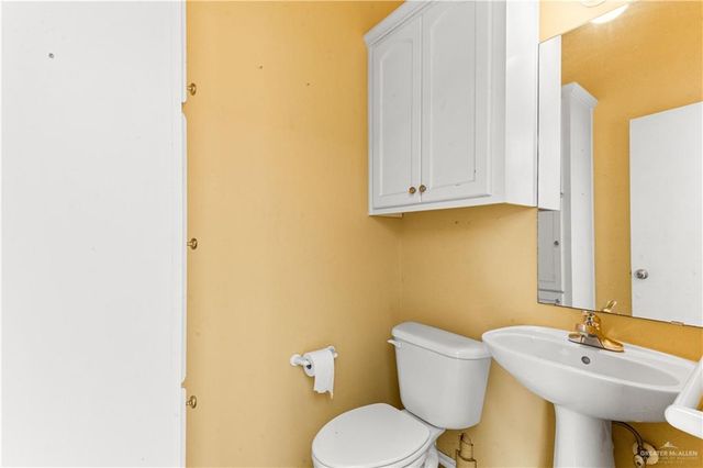 704 Redbud Avenue, Mcallen, TX 78504