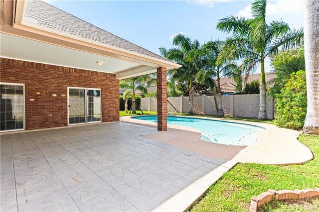 704 Redbud Avenue, Mcallen, TX 78504