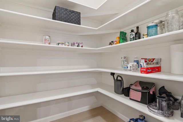 241 CEDAR SPRING DR, Strasburg, VA 22657