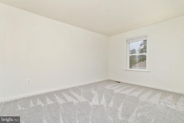 241 CEDAR SPRING DR, Strasburg, VA 22657