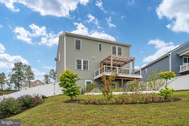 241 CEDAR SPRING DR, Strasburg, VA 22657