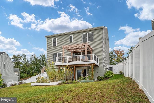 241 CEDAR SPRING DR, Strasburg, VA 22657