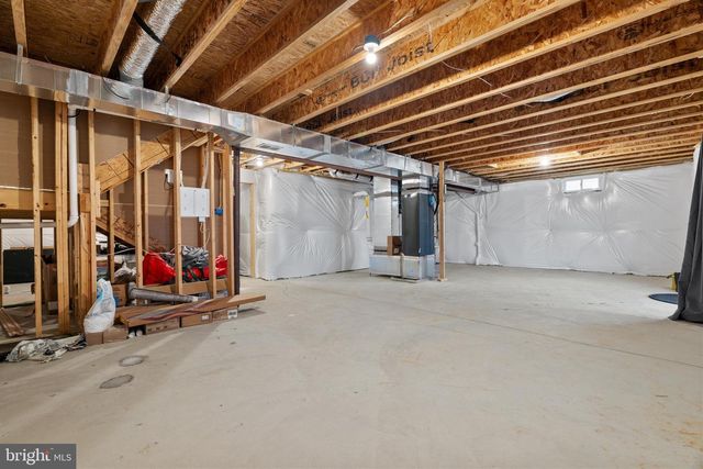 241 CEDAR SPRING DR, Strasburg, VA 22657