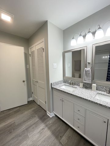 326 Valley View Rd, Dover, TN 37058