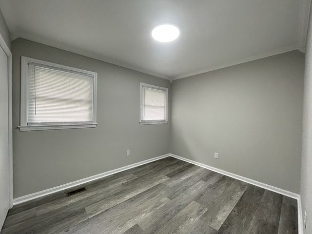 326 Valley View Rd, Dover, TN 37058