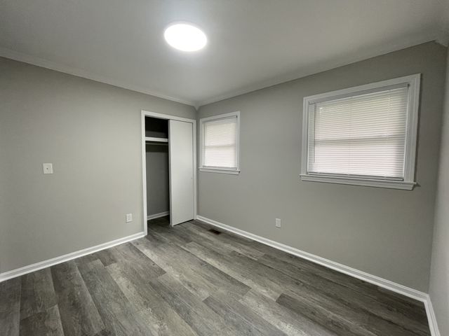 326 Valley View Rd, Dover, TN 37058