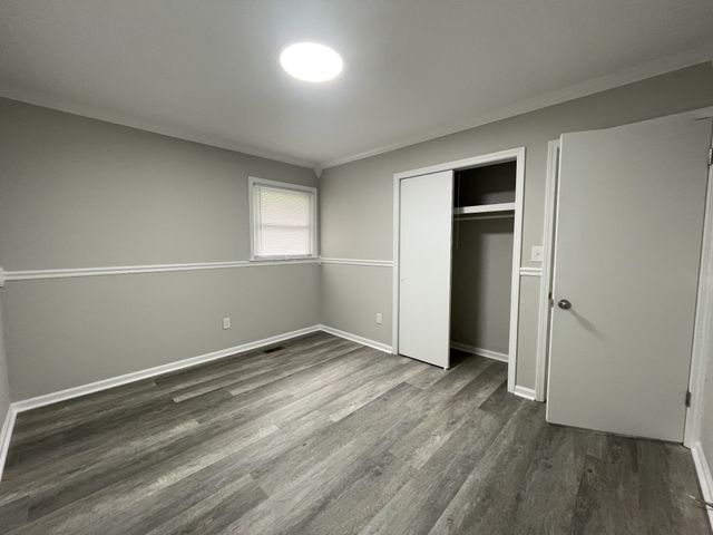 326 Valley View Rd, Dover, TN 37058