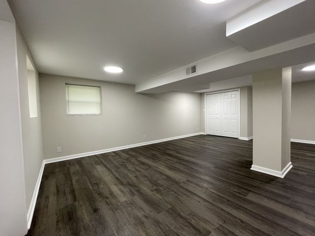 326 Valley View Rd, Dover, TN 37058