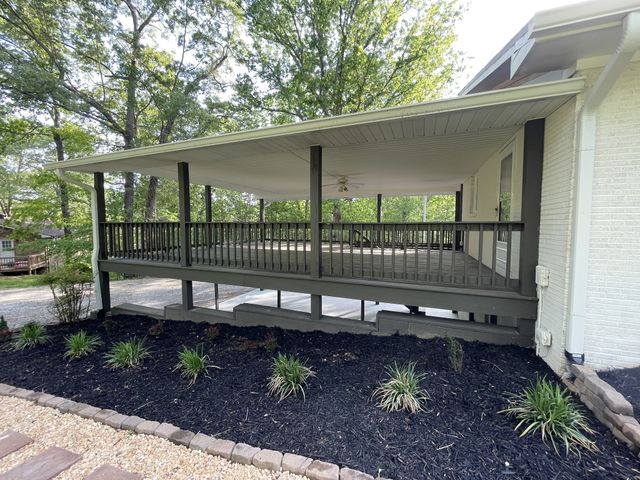 326 Valley View Rd, Dover, TN 37058