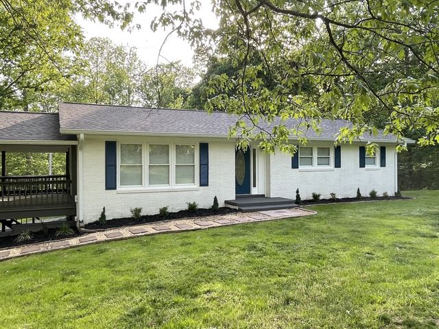 326 Valley View Rd, Dover, TN 37058