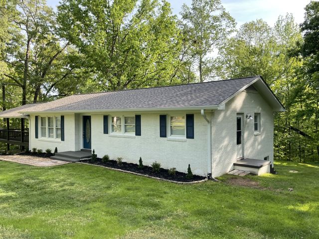 326 Valley View Rd, Dover, TN 37058