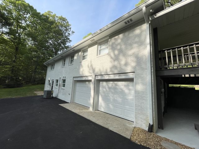 326 Valley View Rd, Dover, TN 37058