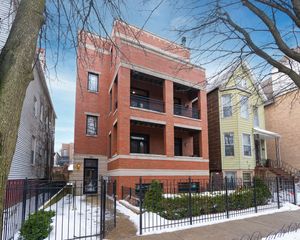 3248 N Kenmore Avenue 3, Chicago, IL 60657