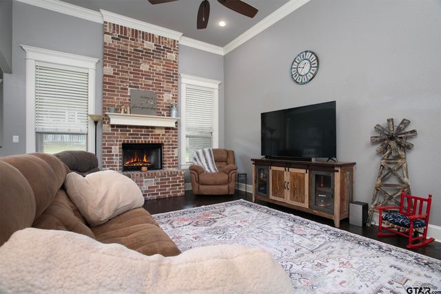 18847 Spanish Oak Ct, Flint, TX 75762