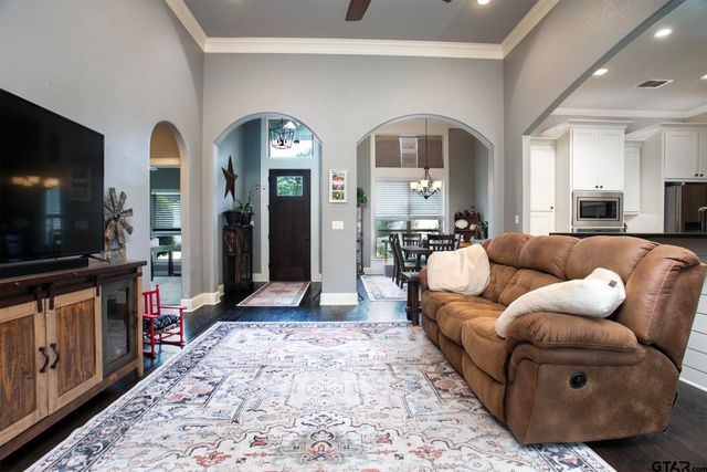18847 Spanish Oak Ct, Flint, TX 75762