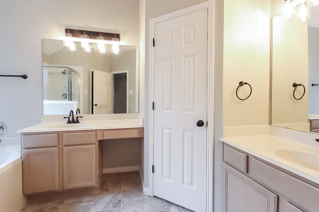 1118 Chase Park Drive, Bacliff, TX 77518