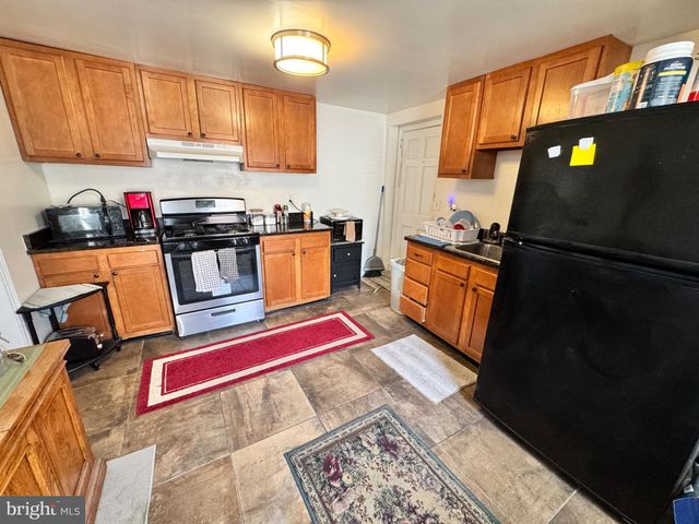 516 E 11TH ST, Wilmington, DE 19801