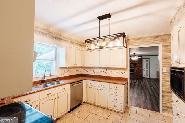 139 Cords Bridge Road NE, Milledgeville, GA 31061