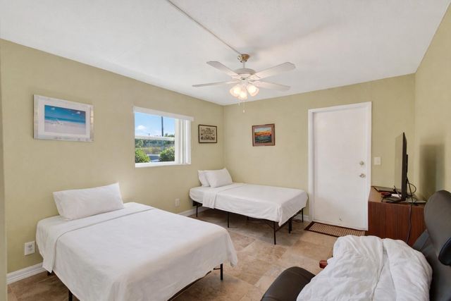 256 Flanders F, Delray Beach, FL 33484