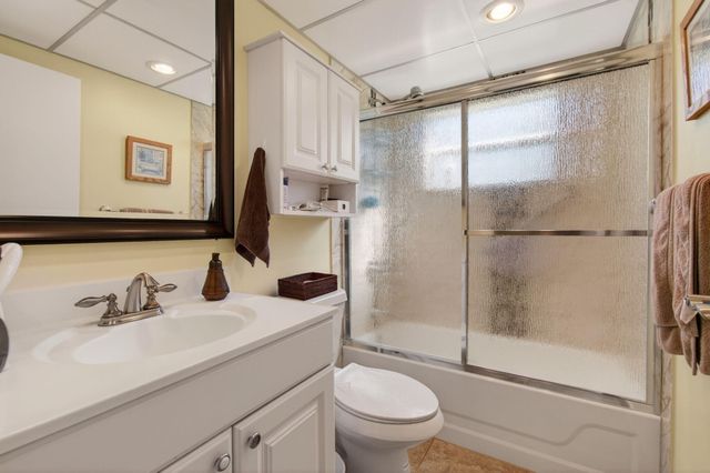 256 Flanders F, Delray Beach, FL 33484