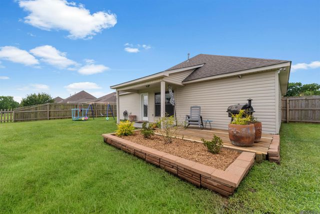 14362 Caribbean Dr, Gonzales, LA 70737