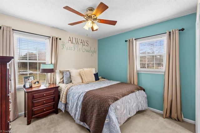 807 Gallant Court, Winston-salem, NC 27101