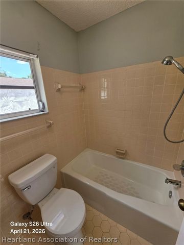 2702 Golf Hammock Drive, Sebring, FL 33872