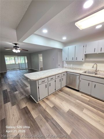 2702 Golf Hammock Drive, Sebring, FL 33872