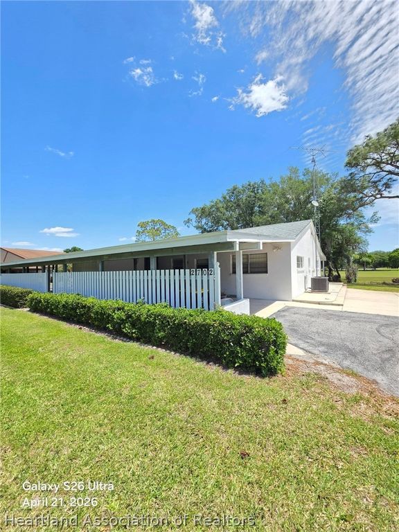 2702 Golf Hammock Drive, Sebring, FL 33872