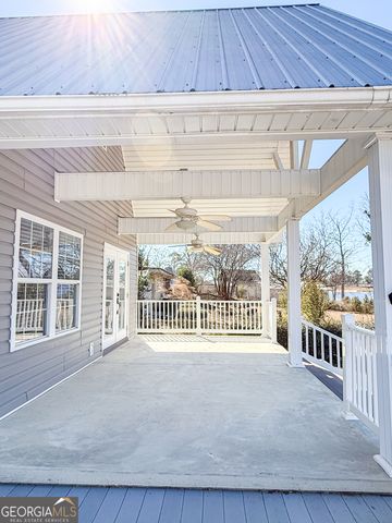 765 Max Deen Drive, Baxley, GA 31513