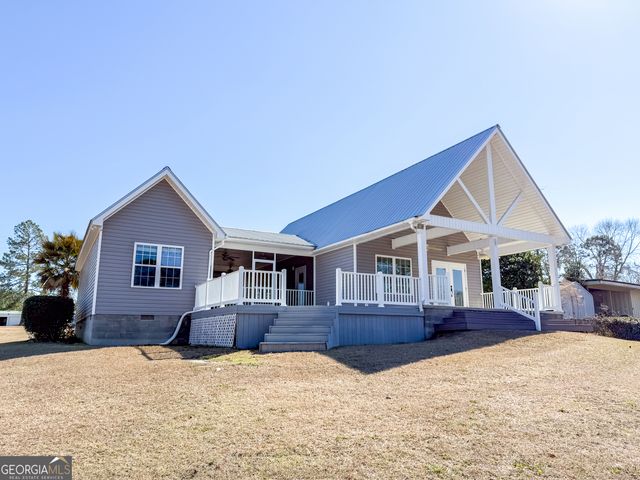 765 Max Deen Drive, Baxley, GA 31513