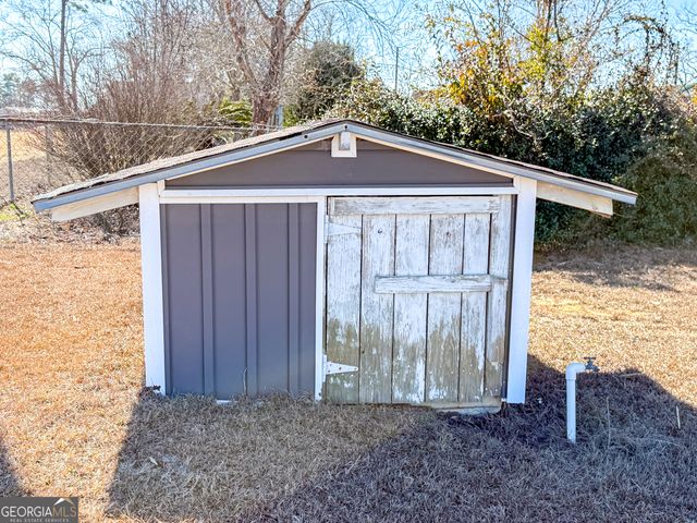 765 Max Deen Drive, Baxley, GA 31513