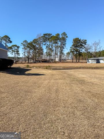 765 Max Deen Drive, Baxley, GA 31513