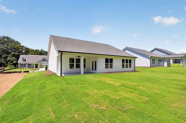 2022 Oconee Bluff Drive, Athens, GA 30601