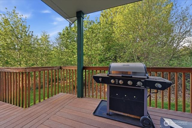 12811 Kapowsin Highlands Drive E, Graham, WA 98338