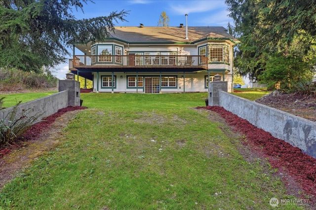 12811 Kapowsin Highlands Drive E, Graham, WA 98338