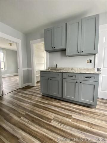15-17 Ridgewood Street 2, Waterbury, CT 06710