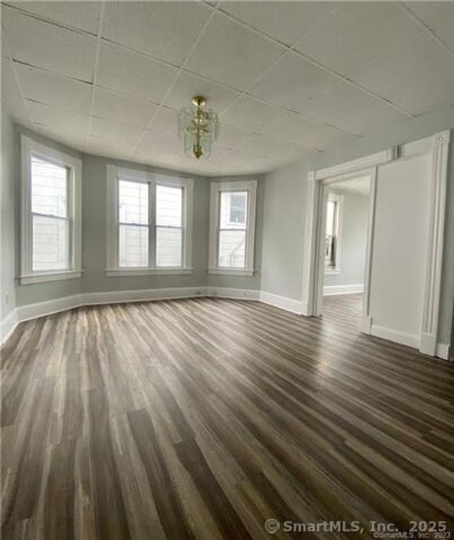 15-17 Ridgewood Street 2, Waterbury, CT 06710