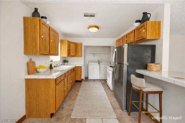 1717 West Cartier Avenue, North Las Vegas, NV 89032