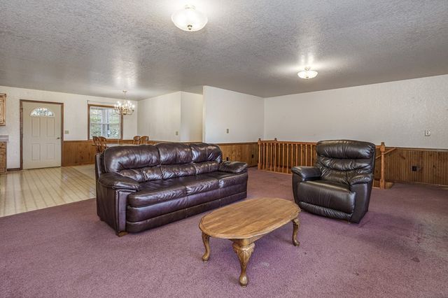 101 Dillard Street, Murphy, NC 28906
